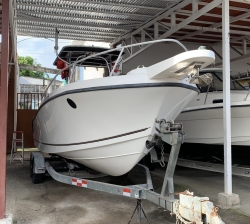 Bote 28 pies 2002 Mako 282
