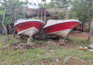 Asociación de Desarrollo San Juanillo vente 2 botes de motor